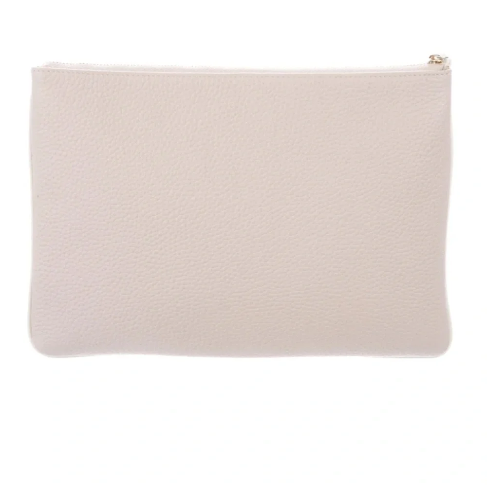Kate Spade New York
Chester Street Gia Clutch neutral colors bone beige - Picture 9 of 11